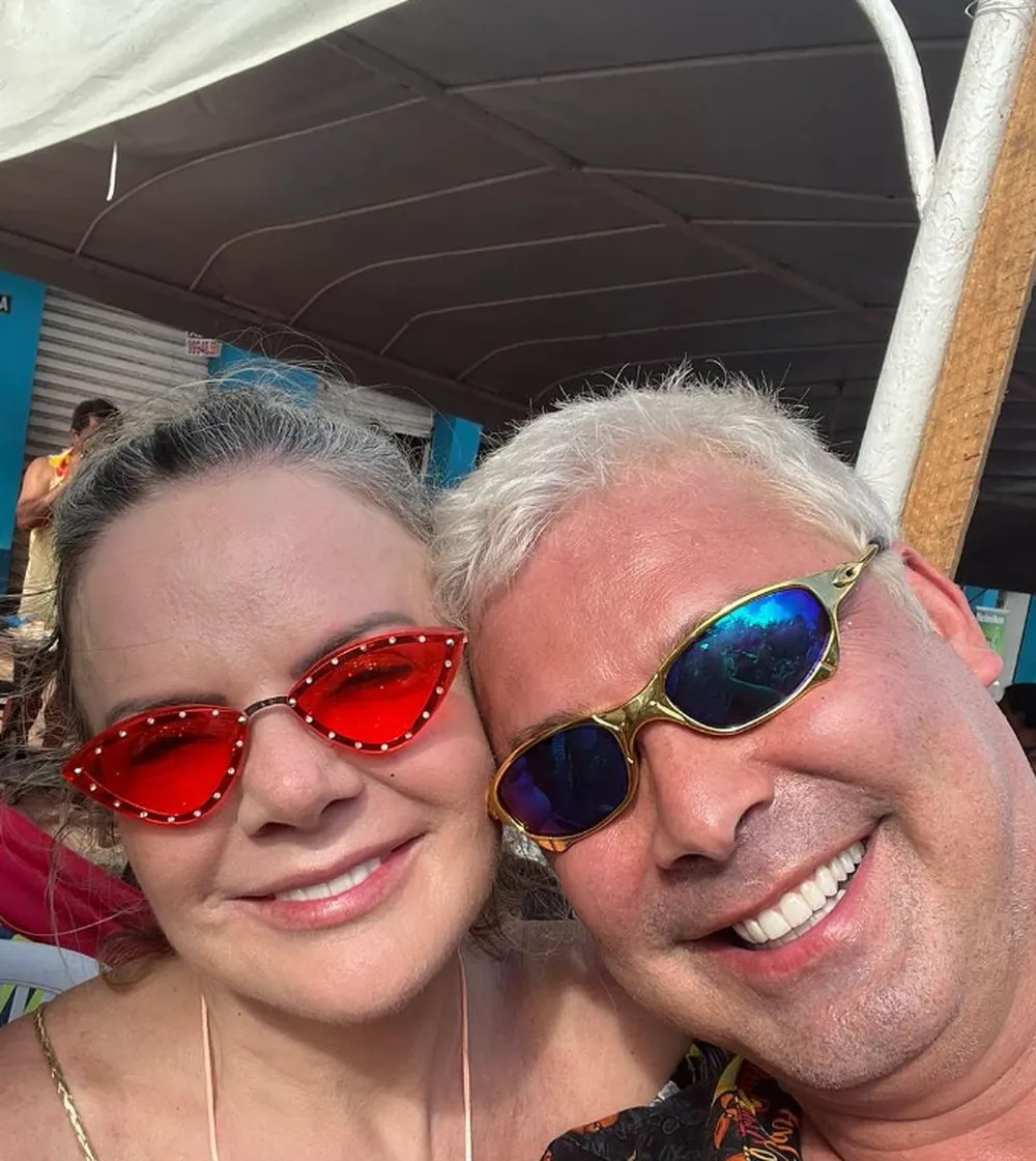 Lindbergh Farias curte carnaval de Olinda com a namorada Gleisi Hoffmann, Platinado