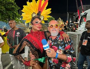 Adriana Bombom: Beleza, Simpatia e Paixão pelo Carnaval 