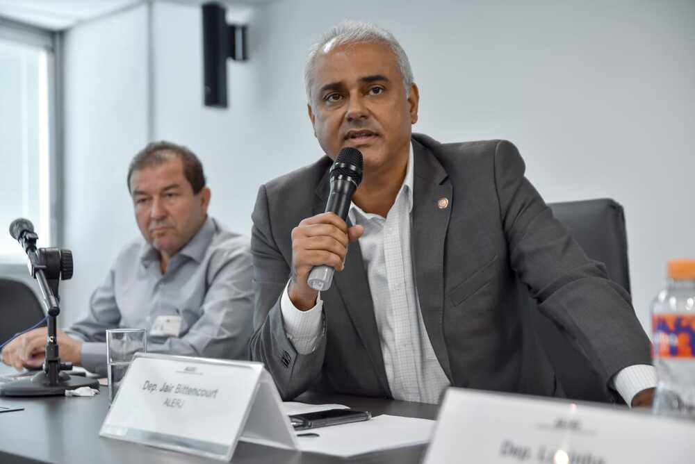 Jair Bittencourt quer gratificação para engenheiros agrônomos que atuam na Defesa Agropecuária