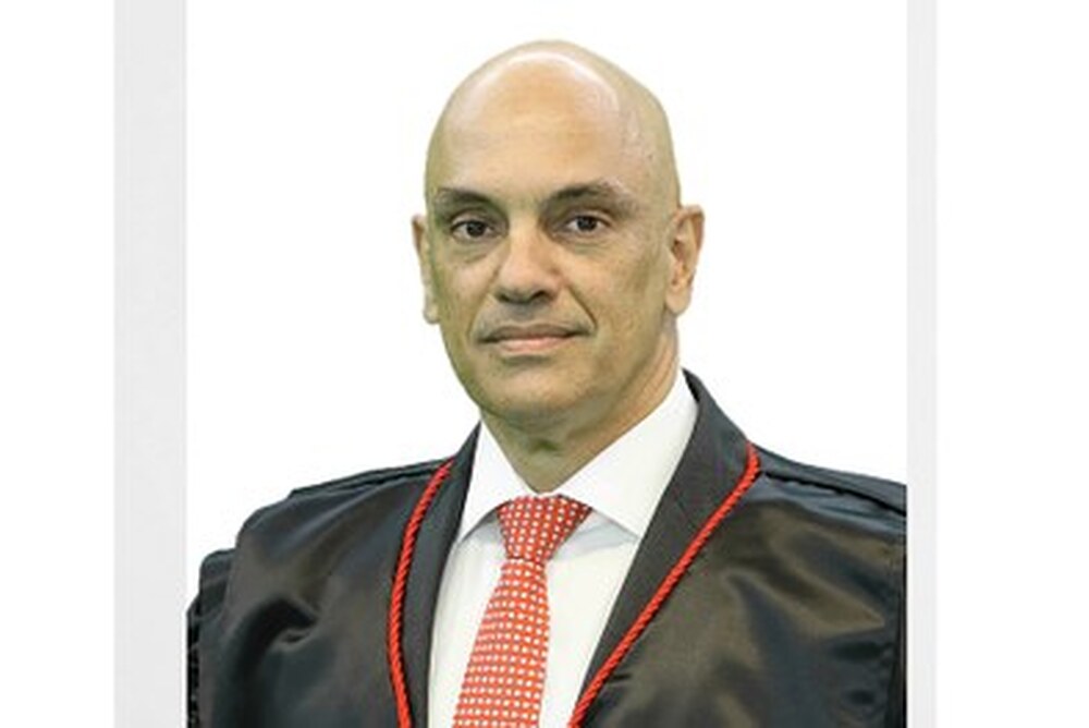 Moraes não se intimida com minoria barulhenta e diz 'ser preciso fortalecer a democracia, não podemos baixar a guarda, dar uma de Bambam contra Popó' após ato de Bolsonaro