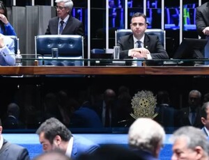 Pacheco avança com PEC do fim da reeleição e consultará líderes sobre texto