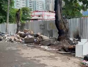 CARA DE PAU: Prefeito Paes decreta estado de emergência para ganhar verba com Dengue, mas Recreio dos Bandeirantes continua abandonada mesmo após denúncias, ASSISTA