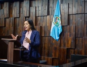 Índia Armelau rebate prefeito do Rio sobre camelôs na Rua Uruguaiana