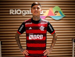 Jogador do Flamengo aluga mansão de bicheiro Bernardo Bello; entenda