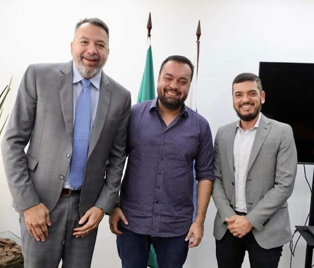 Filiação de Rodrigo Bacellar no União: A Peça de Xadrez que Redefine o Tabuleiro Político Fluminense