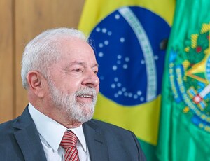 Governo Lula apresenta resultados positivos em primeira reunião ministerial de 2024