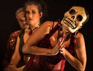 Teatro, histórias e canções. Peça musical retratando vida e obra de Frida Khalo, no Teatro Glauce Rocha/RJ Sextas-feiras e sábados, às 19, nos domingos, 18:30