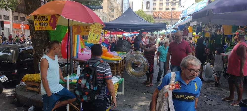 Prefeitura sorteia 75 ambulantes que serão legalizados para trabalhar na Uruguaiana