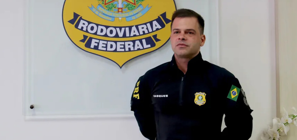Preso, ex-chefe da PRF de Bolsonaro desiste de disputar as eleições