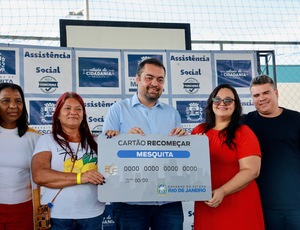 Cláudio Castro inicia entrega de mais de 13 mil Cartões Recomeçar na Baixada Fluminense
