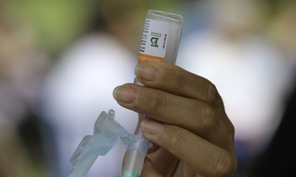 Brasil supera 1 mil mortes por dengue este ano