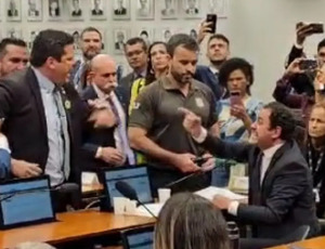 Tensão na Câmara: Glauber Braga e Deputado Bolsonarista Trocam Acusações em Sessão Sobre Elon Musk