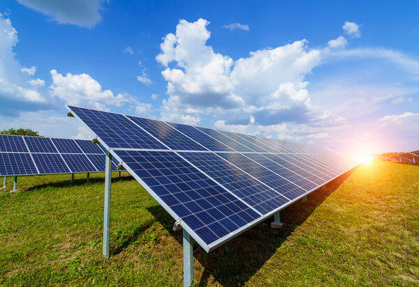 Brasil se destaca internacionalmente na energia solar, alcançando a 6ª posição global