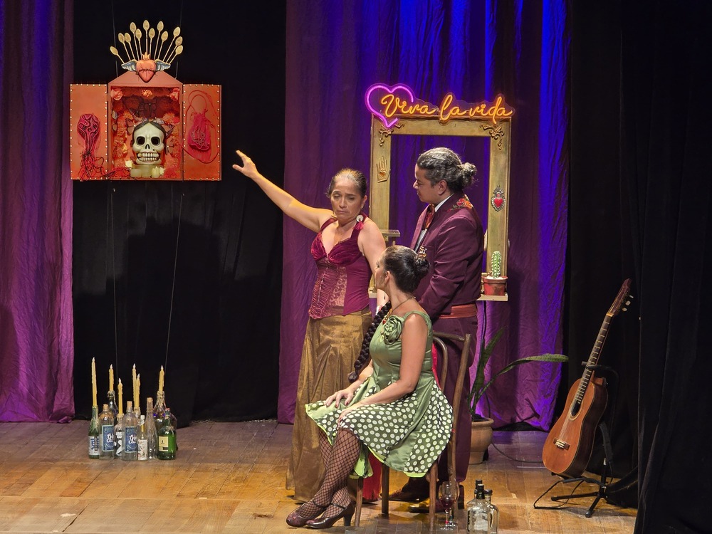 Temperos de Frida: Um espetáculo sobre a Cultura e Arte Latino-Americana