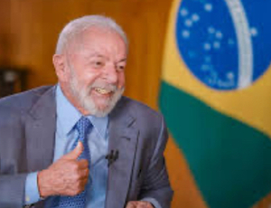 Lula diz que ignorou manifestação de Bolsonaro no Rio: ‘não me preocupa atos de fascista’