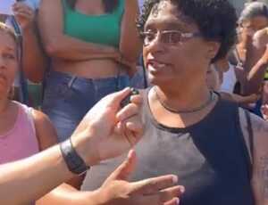 Protestos em frente à Prefeitura de Nova Iguaçu: Moradores cobram o Cartão Recomeçar e denunciam truculência de seguranças