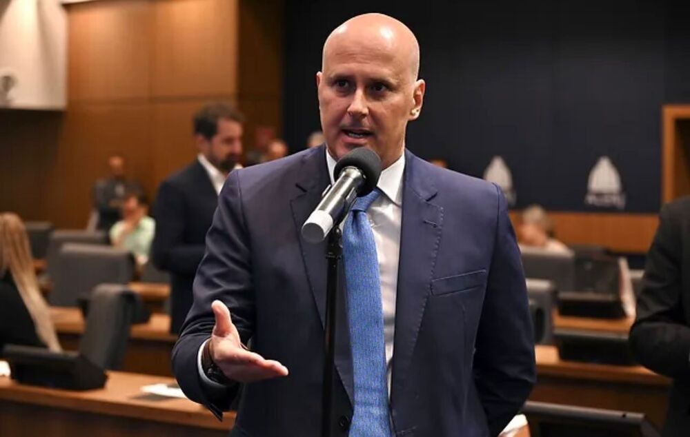 Deputado Tande Vieira pede que equipamentos sem uso no Hospital Regional sejam destinados para outras unidades do Sul Fluminense