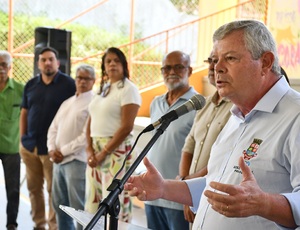 Prefeitura de Niterói vai regularizar 10.000 lotes em comunidades da cidade