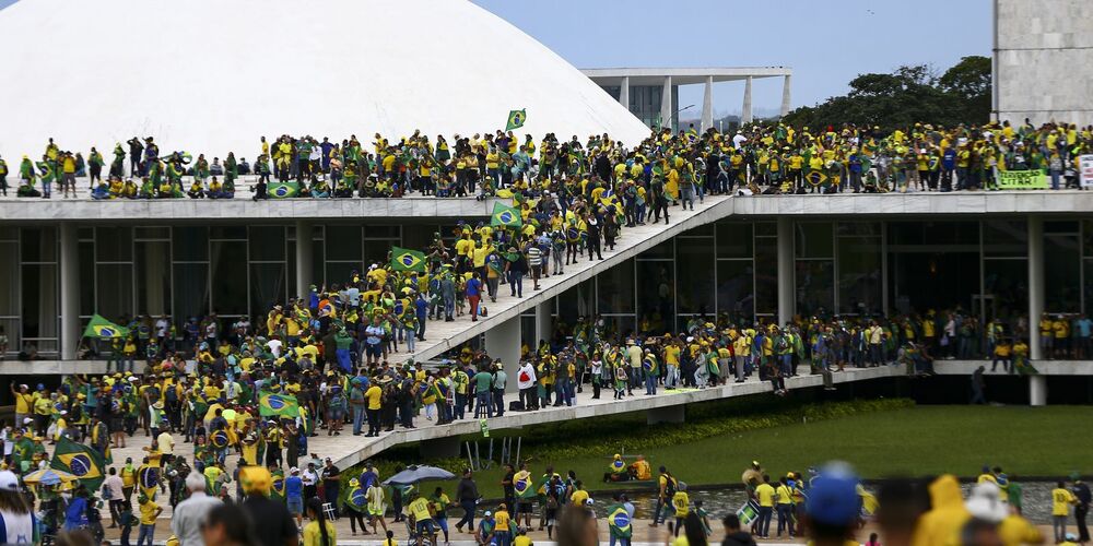 Deputados brasileiros buscam apoio internacional para combater a extrema-direita em defesa da democracia