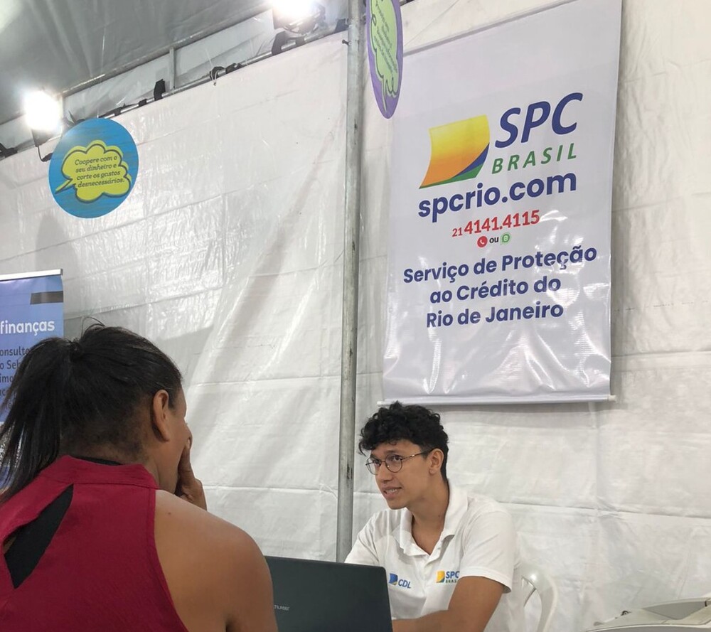 Feirão da Educação Financeira no Largo da Carioca: Uma Iniciativa SPC Brasil e Sicoob para o Bem-Estar Financeiro