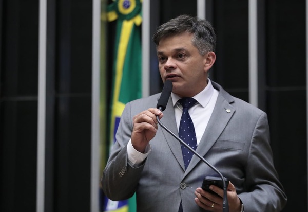 Dimas Gadelha tem nome confirmado na disputa pela prefeitura de São Gonçalo 
