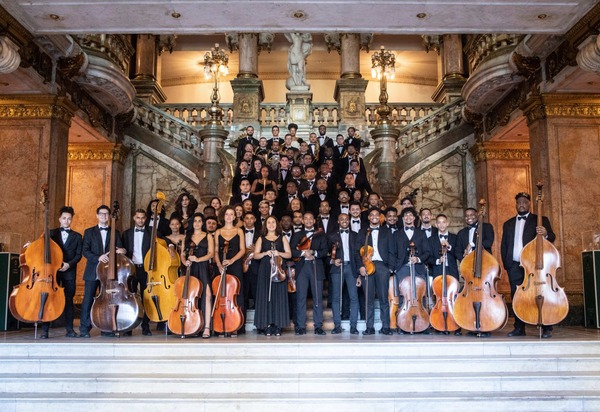 Orquestra Sinfônica Jovem do Rio de Janeiro apresenta repertório consagrado em concerto inédito com Arnaldo Cohen, no Theatro Municipal do RJ, quarta, 5/6