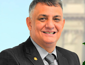 Arthur Monteiro está retornando para a ALERJ