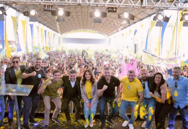 Em Convenção que Parou Nova Iguaçu, Clébio Lopes Jacaré Coloca Mais de 20 Mil Pessoas em Evento