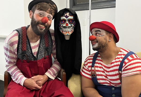 Sesc Nova Iguaçu recebe espetáculo de circo-teatro Resta 1 neste domingo(28)