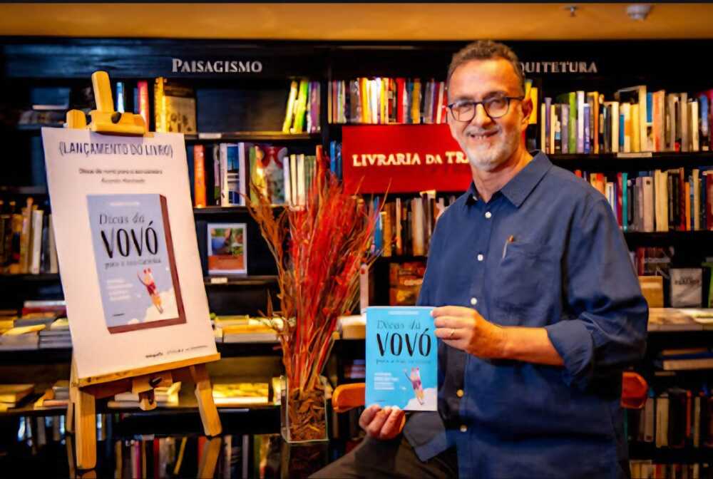 Livro de professor da Baixada faz homenagem às avó e associa ditados populares com carreira profissional 