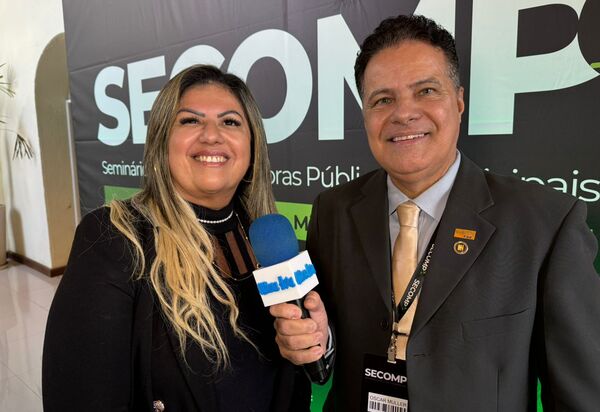 Cléo Hernams destaca a importância do Seminário de Políticas Públicas e Fala Sobre sua Pré-Candidatura a Vereadora em São João de Meriti