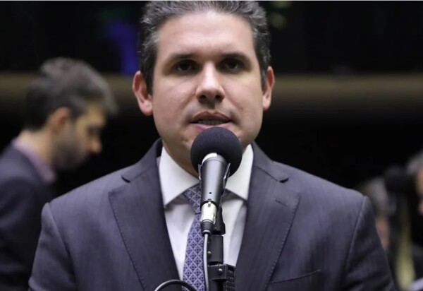 Candidato à sucessão de Lira se reúne com Lula e Bolsonaro em busca de consenso