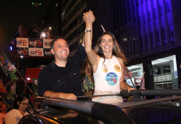 Rodrigo neves reúne 10 mil pessoas no centro de Niterói, consolidando favoritismo na reta final