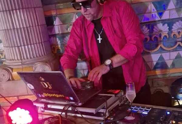 Dj Português foi uma das atrações na Troféu Regina Ribeiro Melhores do Ano.
