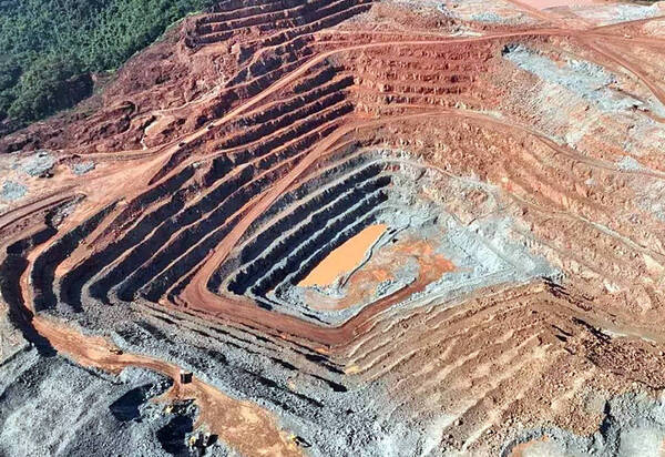 É FAKE NEWS que Lula vendeu urânio para a China: esclarecimentos sobre a compra da Mineração Taboca
