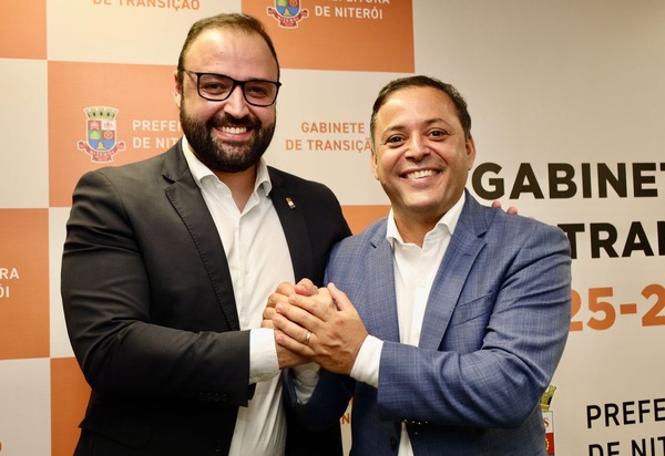 Rodrigo Neves anuncia Binho Guimarães como o futuro líder do Governo na Câmara