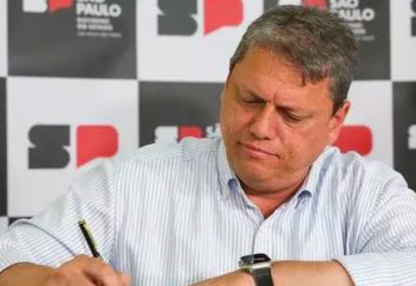 Governador Tarcisio faz farra com 2 bilhões de reais duplicando valor das emendas só de apadrinhados 