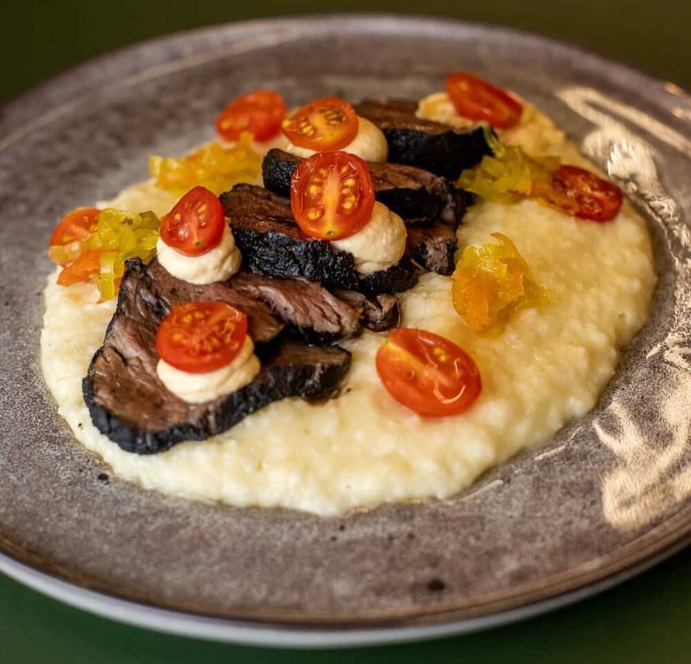 Campinho Gastrobar: Chef Jolu revela receita do Risoto e Filé Black Out