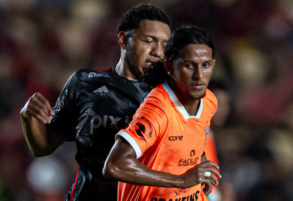 Bap e o show do fracasso: Flamengo afunda, perde mais uma, assume a lanterna e vira piada no campeonato estadual