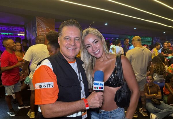 Danielle Florêncio, Enfermeira e Foliã, Troca a Multidão pelo Conforto do Camarote Arpoador e Exalta o Carnaval 2025.