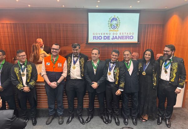 No Dia Internacional da Fraternidade Humana, desembargador Siro Darlan é homenageado no Palácio Guanabara