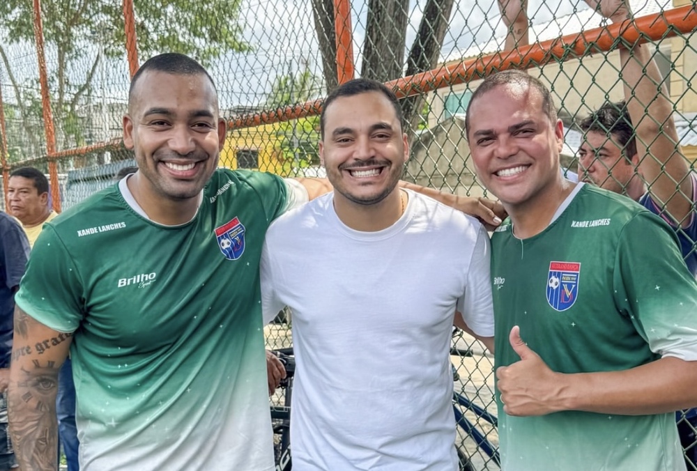 Nova Iguaçu Ganha Novo Campo de Futebol: Inauguração no Barrinho é Marcada por Grande Festa e União da Comunidade