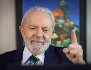 A candidatura de Lula e mais no Informe Tribuna, leia: