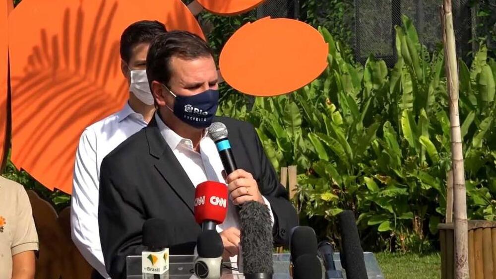 Paes afirma que não descarta lockdown no Rio; feriados de abril serão antecipados 