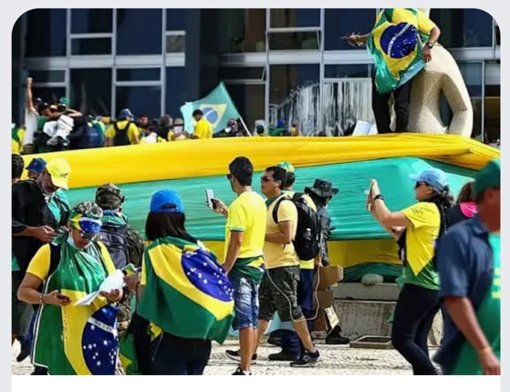 Jornalistas da Folha sofrem ataques e ameaças nas redes por cobertura do 8/1