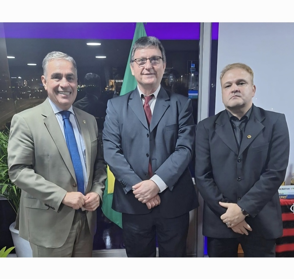 Secretário André Ceciliano recebe demandas da Classe da Engenharia