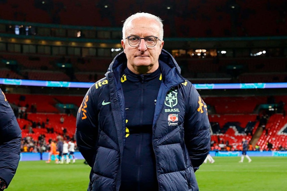 Dorival Júnior não resiste à pressão e é demitido do cargo de técnico da Seleção