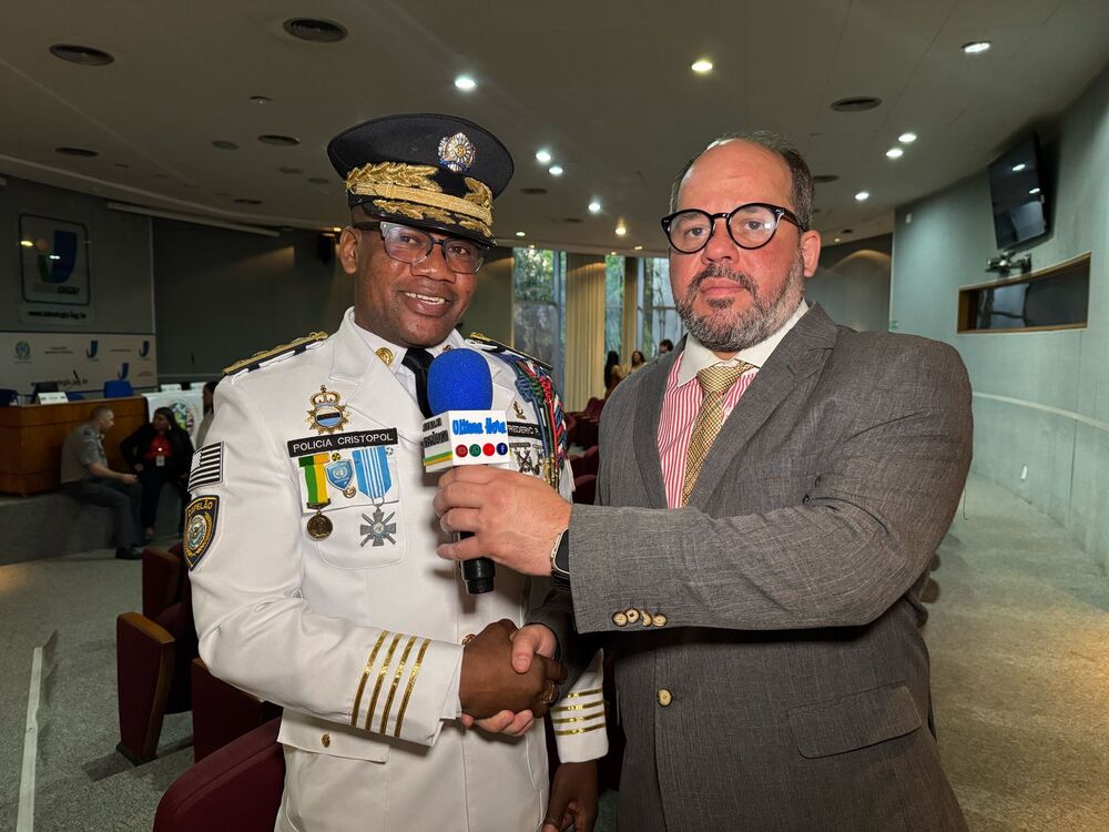 'A igreja não é negócio': Pastor haitiano Frederic sacode Senado com mensagem contra as drogas
