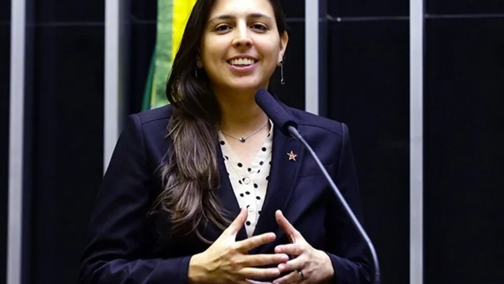 Deputada Natália Bonavides (PT-RN) aciona MP contra Clube Militar após evento de comemoração do golpe de 64