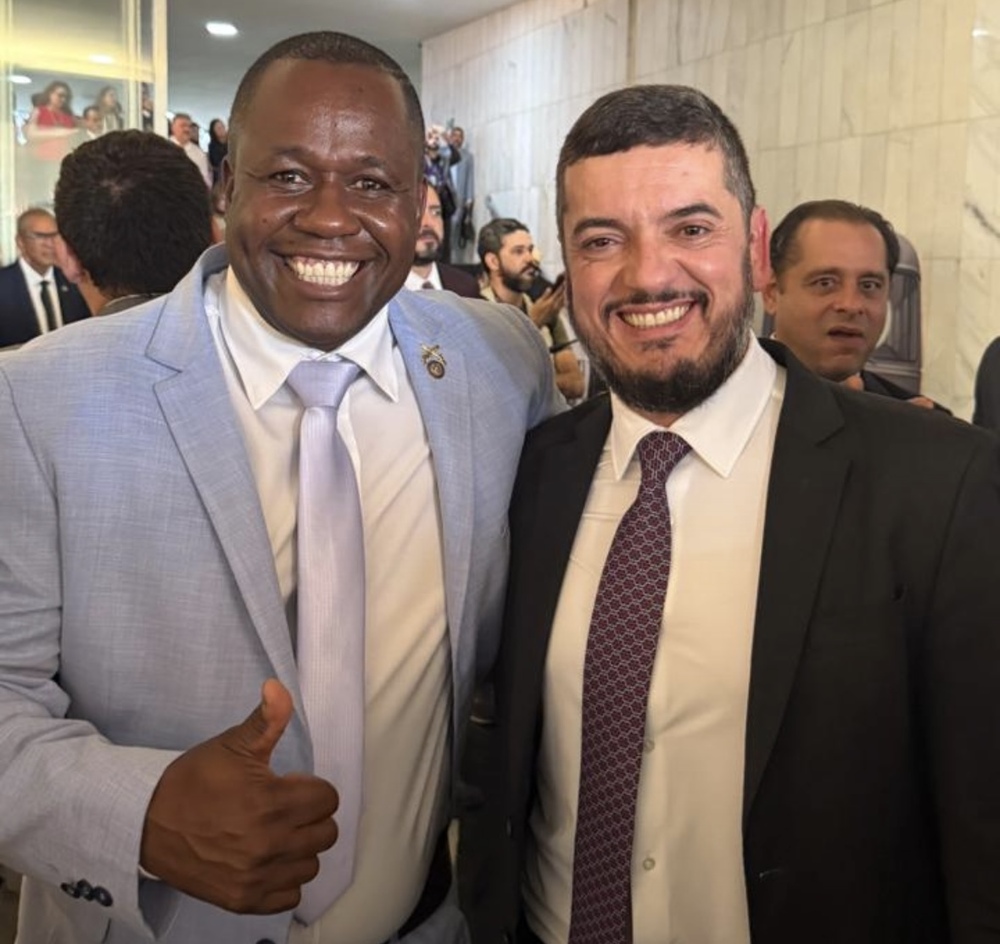Deputado estadual Carlinhos BNH vai a Brasília prestigiar fusão entre PP e União Brasil, articula recursos e fortalece parcerias por Nova Iguaçu